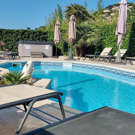 Villa Plein Sud A 900M Du Centre De Cavalaire Sur Mer - Chambre Climatisee - Piscine - Spa- Calme Et Detente 외부 사진