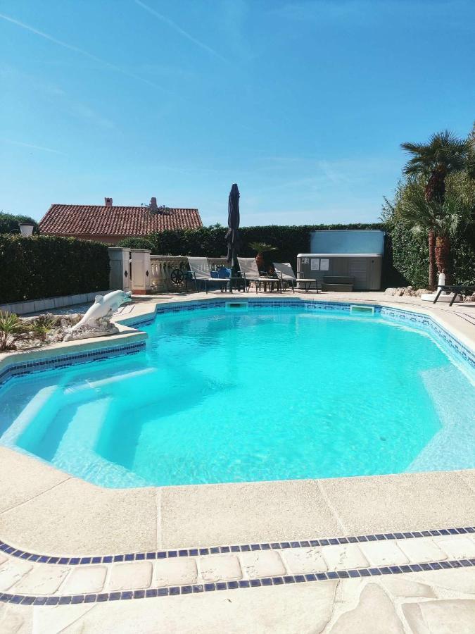 Villa Plein Sud A 900M Du Centre De Cavalaire Sur Mer - Chambre Climatisee - Piscine - Spa- Calme Et Detente 외부 사진